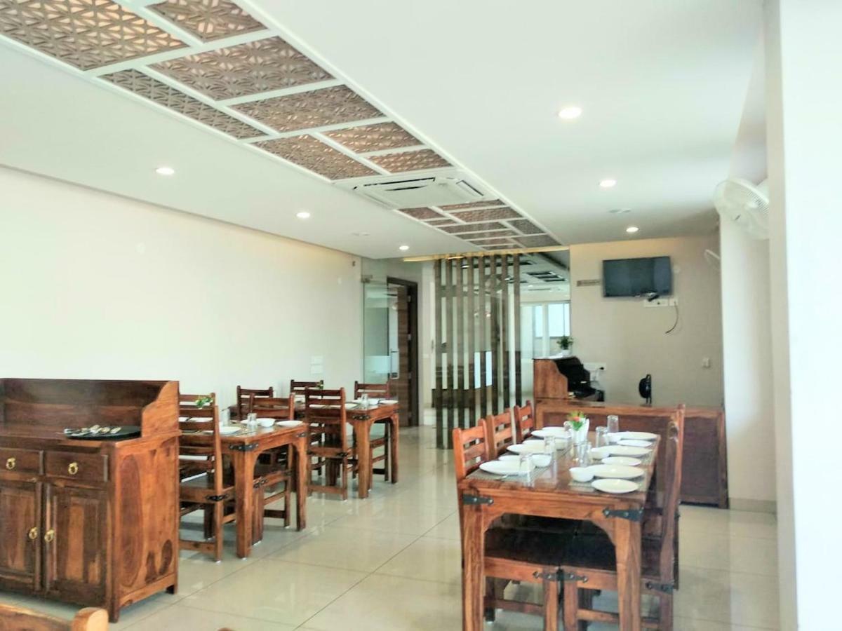 Hotel The Lighthouse ชัยปุระ ภายนอก รูปภาพ