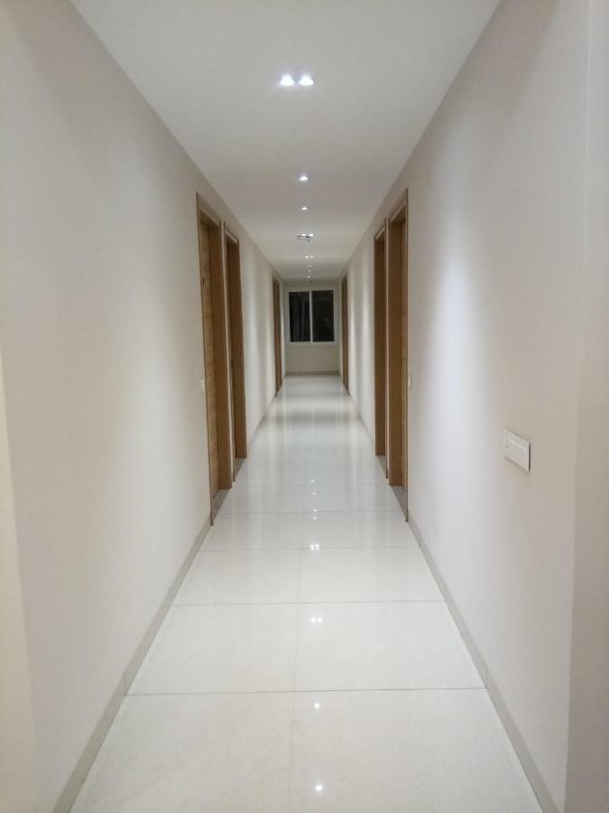 Hotel The Lighthouse ชัยปุระ ภายนอก รูปภาพ